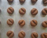 Foto langkah ke 3 dari resep Coffee Cookies (Kue Kopi).