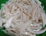 Foto langkah ke 2 dari resep Tumis Buncis Jamur.