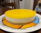 Foto del passaggio 16 della ricetta Cheesecake alla Vaniglia con Gelée al Mango🥧🥭