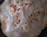 Foto langkah ke 2 dari resep Simple Paratha Cheese.