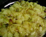 Foto del paso 2 de la receta: Tortilla de patata y sardinillas en aceite de oliva