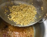 A picture of step 5 of Channy ki daal waly rice with aaloo pakora.
