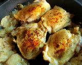 Foto del paso 7 de la receta Pollo en tajine con ciruelas y pasas con salsa Pekin