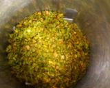 A picture of step 3 of Green Chilli Powder.