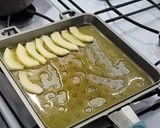 Foto del paso 7 de la receta: Torta de manzana invertida