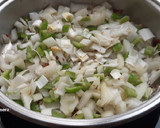 Foto del paso 3 de la receta: Filetes de pierna de cordero guisados con verduras