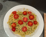 Foto del paso 4 de la receta: Spaghettis de pesto y tomates cherry