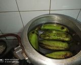 A picture of step 1 of Kacche Kele Ke Kofte.