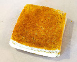 Foto del paso 4 de la receta: Sándwich Mallorquín de Sobrasada con Miel y Piñones