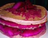 Foto langkah ke 7 dari resep Pancake buah naga.