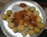 பேபி பொட்டட்டோ மசாலா(baby potato recipe in tamil) ரெசிபி ஸ்டேப் 2 புகைப்படம்