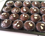 Foto langkah ke 4 dari resep Shiny Fudgy Brownies.
