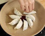 Foto langkah ke 7 dari resep Gyoza Ayam Devina Hermawan.
