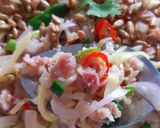 รูปขั้นตอนการทำที่ 2 ของ "ยำแหนมสด" 🐖🌶😋Spicy Sour Pork Salad