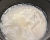 A picture of step 4 of Strawberry daifuku (strawberry mochi).