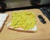 A picture of step 1 of Leftover Maggi Sandwich.