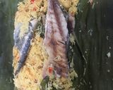 Foto langkah ke 5 dari resep Pepes pindang kelapa parut.