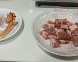 Foto langkah ke 1 dari resep Kalio daging sapi dan kentang sederhana bumbu instan.