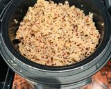 Foto del paso 1 de la receta: Arroz Chaufa de carne y chorizo con quinoa tricolor