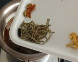 A picture of step 1 of Lemon grass masala tea.