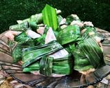 Foto langkah ke 4 dari resep Ayam goreng daun pandan.