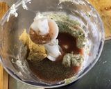 Une image de l'étape 3 de Sauce salade moutarde crème feta figue.