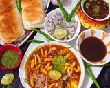 A picture of step 16 of Maharashtrian Famous Misal Pav.