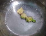 Foto langkah ke 2 dari resep Jahe Madu Hangat.