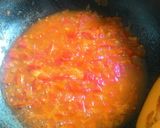 A picture of step 2 of Creamy tomato soup.