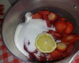 صورة لخطوة 1 من وصفة كولي الفراولة 🍓