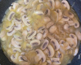 Foto del paso 4 de la receta: Solomillo strogonoff fácil