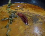 A picture of step 7 of Pavakka theeyal.