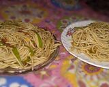 A picture of step 3 of Vegeies and corn Hakka Noodles.