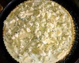 Foto del paso 4 de la receta: Tarta de cebolla y queso azul