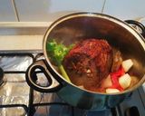 Foto del paso 2 de la receta: Carne mechada a la chilena