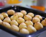 Foto langkah ke 8 dari resep Soes Kering Keju by Tintin Rayner.