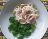 Foto langkah ke 4 dari resep Creamy Udon dengan Brokoli.