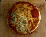 Foto del paso 12 de la receta 🍕Pizzas de pepperoni y dos quesos🧀 con masa casera