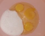 عکس مرحله 2 از دستور کیک زبرا (دو رنگ)