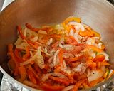Foto del paso 2 de la receta: Res con champiñones y pimiento morrón