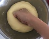Foto langkah ke 4 dari resep Kkwabaegi (donat kepang Korea).