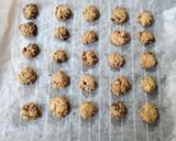 A picture of step 10 of Chocolate Chip Cookies.