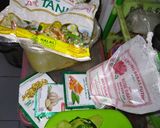 Foto langkah ke 1 dari resep Ayam Goreng Ketumbar.