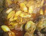সাতকরা দিয়ে গরুর মাংসের তরকারী। Beef curry with Shatkora রেসিপির ধাপ 5 ছবি