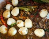 Foto langkah ke 4 dari resep Tumis Kerang Timun Telur Puyuh.
