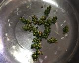รูปขั้นตอนการทำที่ 3 ของ “ผัดเผ็ดหมูป่า”