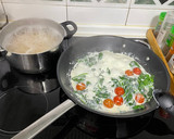 Foto del paso 1 de la receta: Pasta con espinacas y tomate
