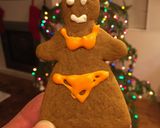 A picture of step 5 of Gingerbread People.