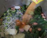 Foto langkah ke 2 dari resep Sayur Asem Bumbu Instan.