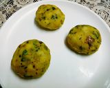 A picture of step 7 of Stuffed bread vada.